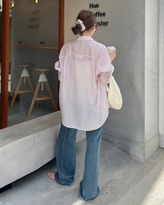 Loose-fitting pocket point sheer shirt