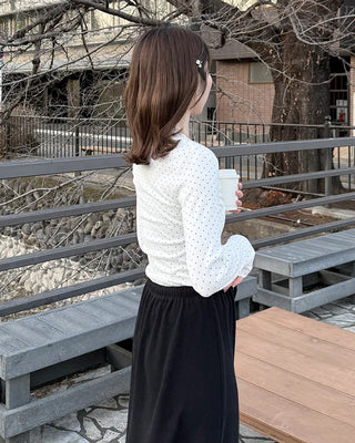 Dot Lace Point V-Neck Long Sleeve T-Shirt