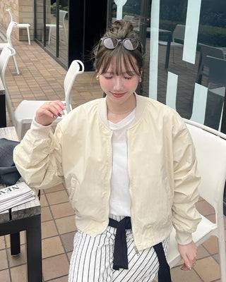 Simple long-sleeved T-shirt
