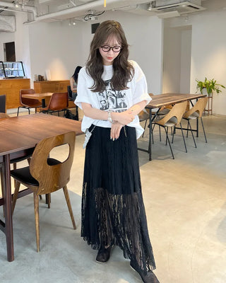 See-through lace long skirt