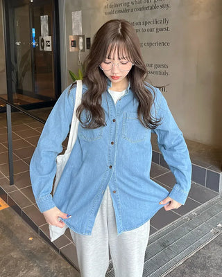 Patch pocket denim shirt