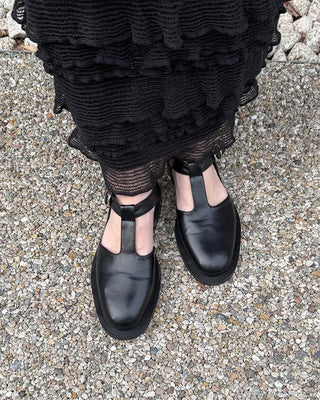 T-strap buckle loafers