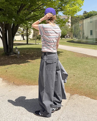 Flap pocket curved fit cotton pants
