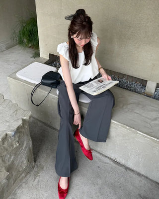 Back ribbon shirred blouse