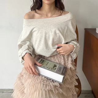Off-shoulder sweatshirt