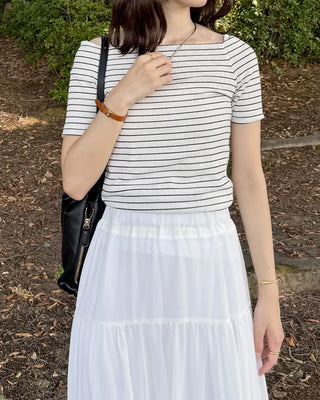 Striped short-sleeved off-shoulder T-shirt