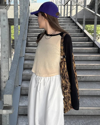 Simple raglan sleeve T-shirt
