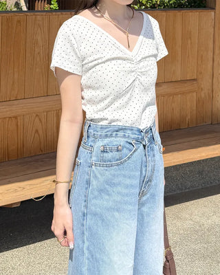 V-neck polka dot shirred short-sleeved T-shirt