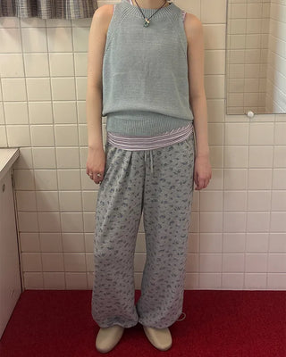 Flower pattern sweatpants