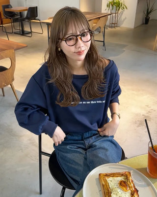 Lettering One-Shoulder Sweatshirt