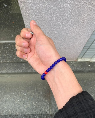 Blue bead bracelet