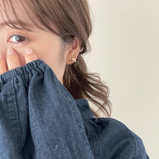 Tiny Ribbon Earrings