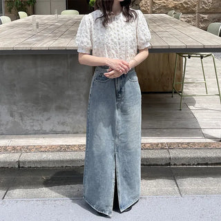 Front slit denim long skirt