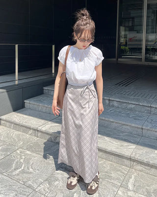 Checked long skirt