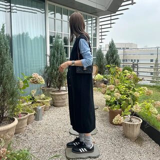 V-neck sleeveless long cardigan dress