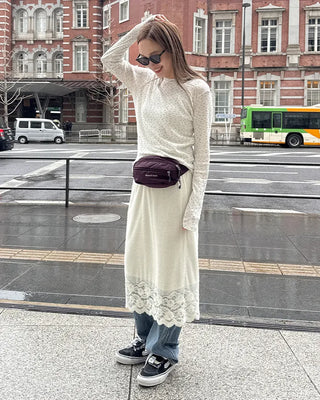 Lace-point skirt