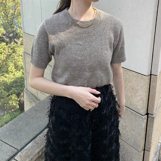 Half-sleeve knit