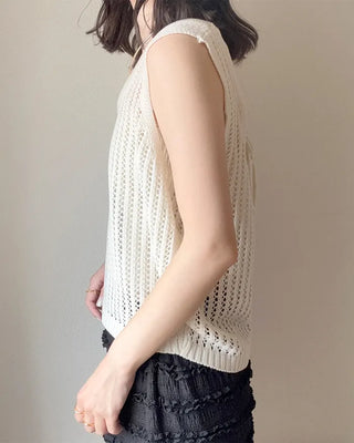 Perforated back ribbon knit sleeveless dress