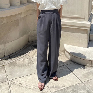 Two-button basic fit slacks