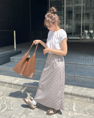 Checked long skirt