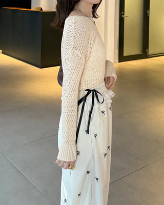 Loose-fitting perforated knit