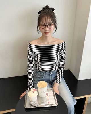 Striped off-shoulder t-shirt