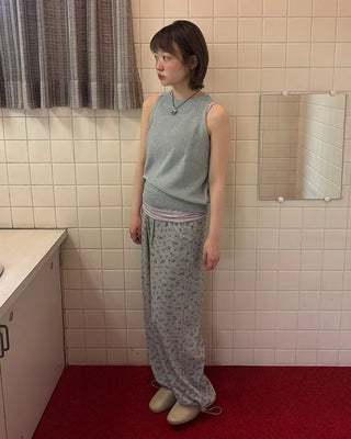 Flower pattern sweatpants