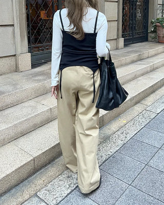 Simple pintuck chino pants