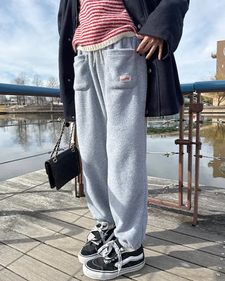 Fleece easy pants with pocket patch