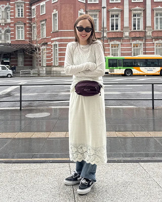 Lace-point skirt