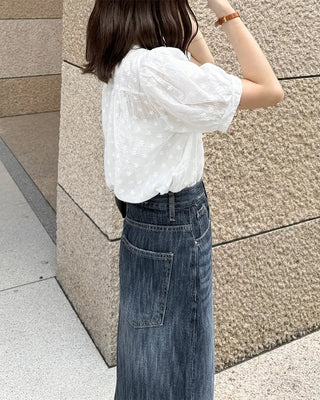 Flower punched short-sleeved blouse