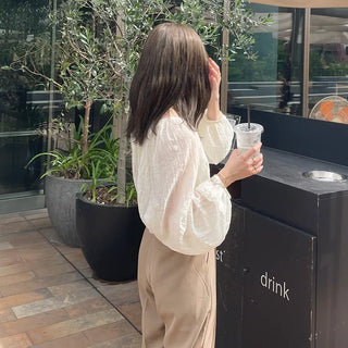 Button-point blouse
