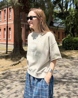 Cut-off hem sweat half-length T-shirt