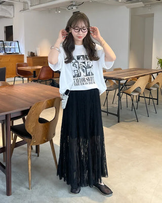 See-through lace long skirt