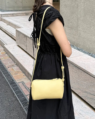 Round-shaped handbag