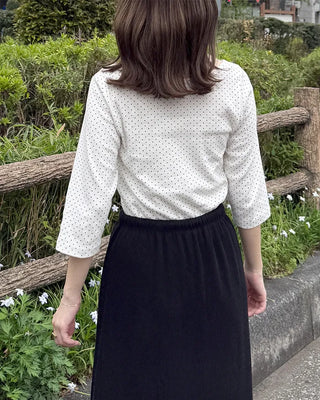 Round neck polka dot half-sleeve shirt