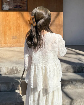 Flower lace blouse