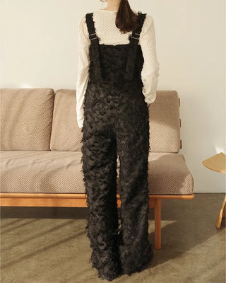 (ORIGINAL) Heart Neck Feather Jumpsuit