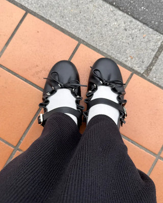 Wave Ribbon Flat Shoes