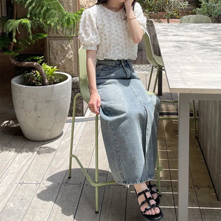 Flower pattern short-sleeved blouse
