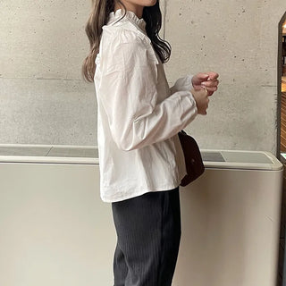 Shoulder frill blouse