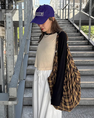Simple raglan sleeve T-shirt
