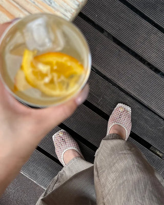 Square-toe mesh flat shoes