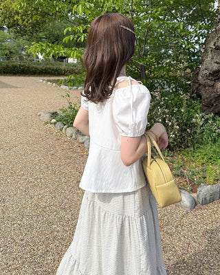 2-way ribbon strap blouse