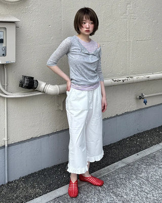Frilled hem wide half pants