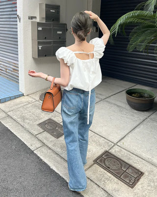 Shoulder puff shirring blouse
