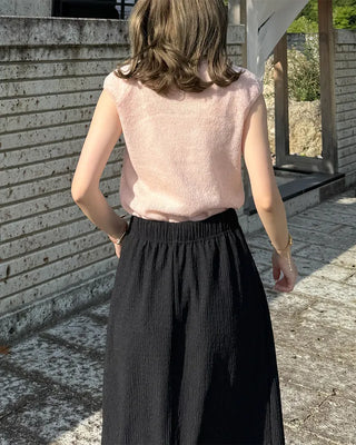Simple summer short-sleeved knit