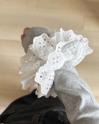 Lace scrunchie