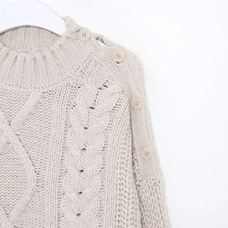 Shoulder slit knit