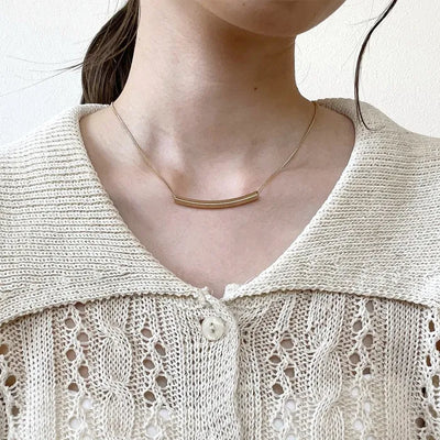 flies necklace